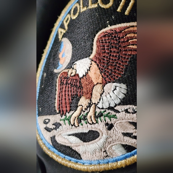 EUC Alpha Industries NASA bomber (L) - Picture 8 of 11